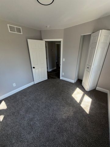 412 W Gracelawn Avenue, Flint, MI 48505