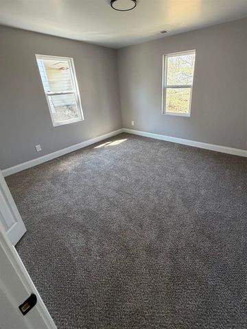 412 W Gracelawn Avenue, Flint, MI 48505