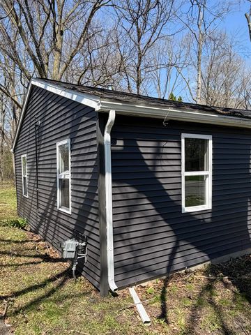 412 W Gracelawn Avenue, Flint, MI 48505