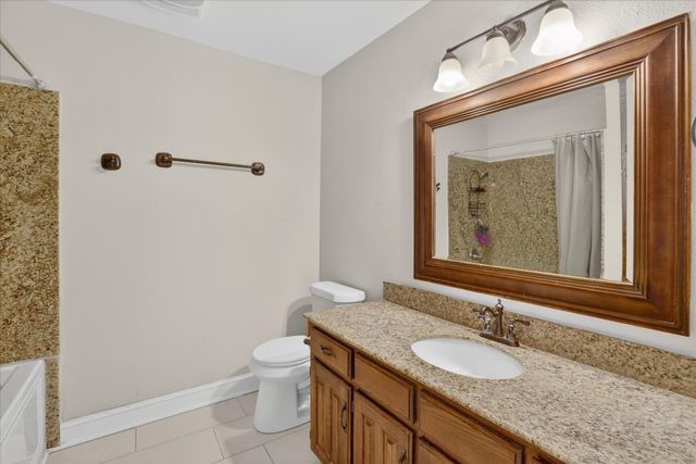 2010 Libby Lane, Grand Prairie, TX 75050