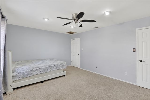 2010 Libby Lane, Grand Prairie, TX 75050