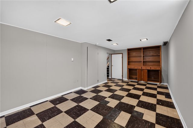 4022 Foxboro Drive, Dayton, OH 45416