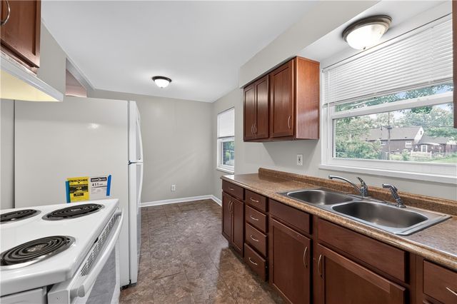 4022 Foxboro Drive, Dayton, OH 45416