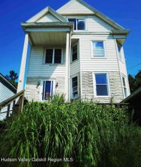 28 New Street #2e, Catskill, NY 12414