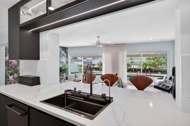 2720 NE 59th Street, Fort Lauderdale, FL 33308