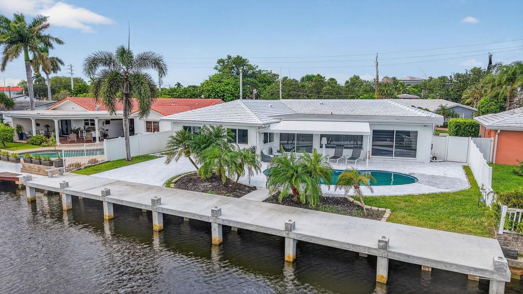 2720 NE 59th Street, Fort Lauderdale, FL 33308