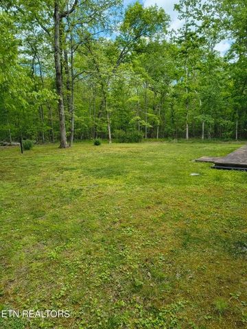 5321 Pawnee Rd, Crossville, TN 38572