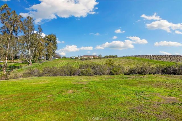 6980 Cabernet Place, Paso Robles, CA 93446