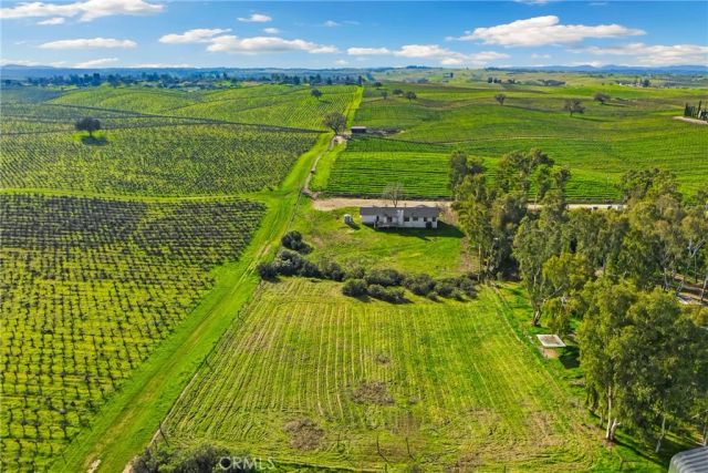 6980 Cabernet Place, Paso Robles, CA 93446