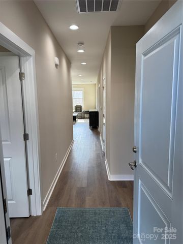 2822 15th Avenue Place SE, Hickory, NC 28602