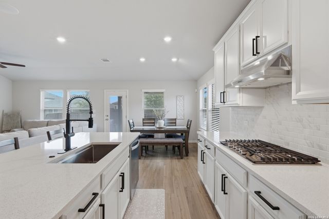 26071 Scenic Crest Blvd, Boerne, TX 78006