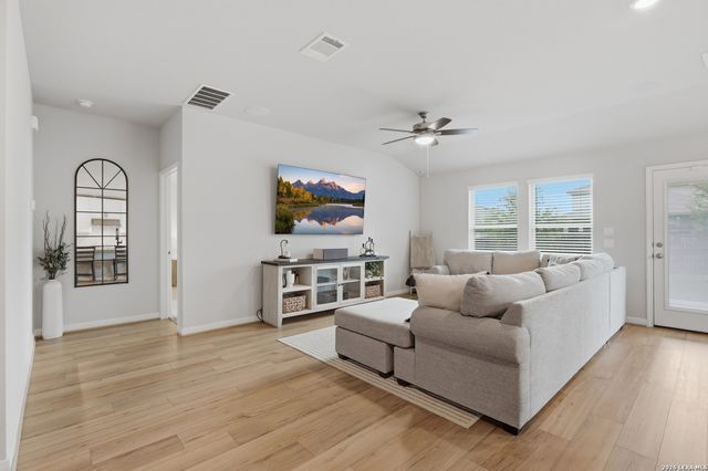 26071 Scenic Crest Blvd, Boerne, TX 78006