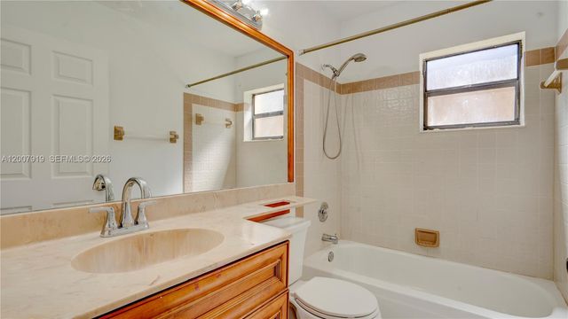 3846 Coral Tree Circle 3846, Coconut Creek, FL 33073