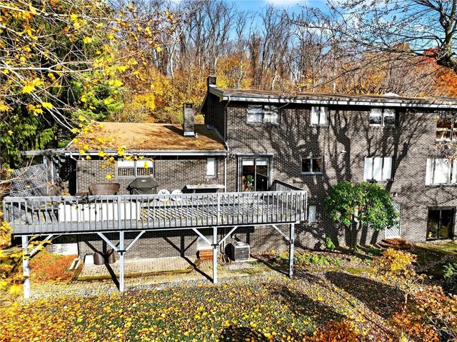 1526 Vermont Ave, White Oak, PA 15131