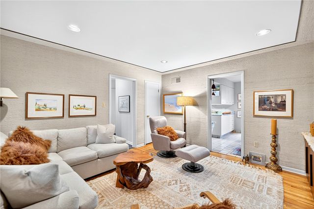 1526 Vermont Ave, White Oak, PA 15131