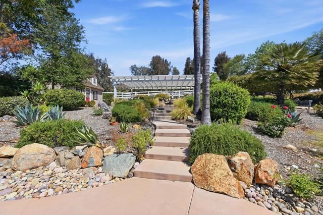 7144 Via Mariposa Sur, Bonsall, CA 92003