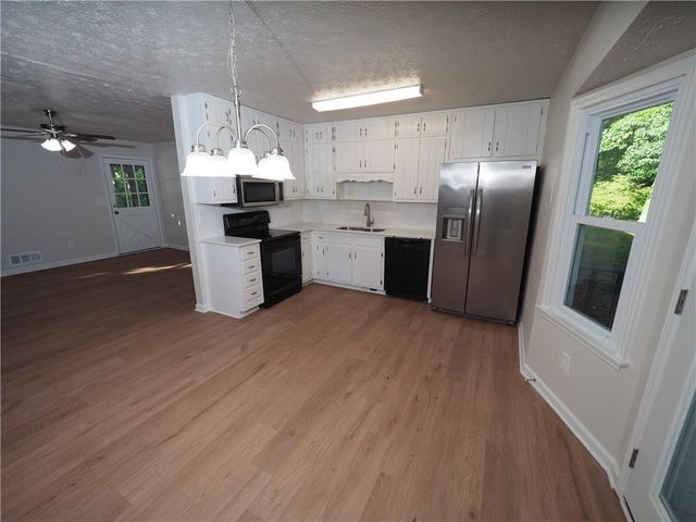 6456 Wildwood Trail, Flowery Branch, GA 30542