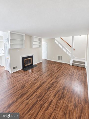 15 HEATHER CT, Newtown, PA 18940
