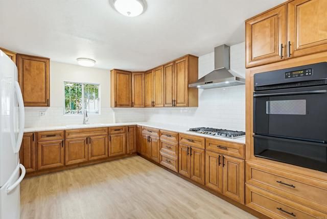 7128 Jacmar Avenue, San Diego, CA 92114