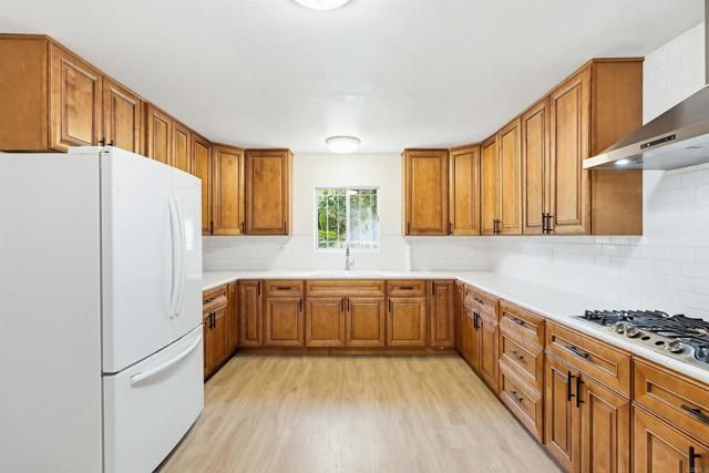 7128 Jacmar Avenue, San Diego, CA 92114