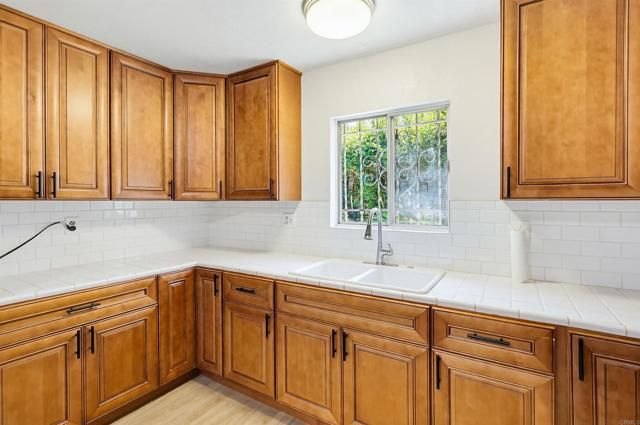 7128 Jacmar Avenue, San Diego, CA 92114