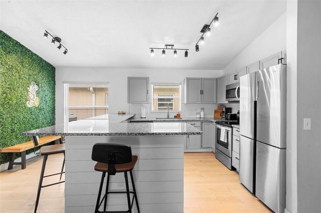 127 SUNDOWN COURT, Davenport, FL 33896