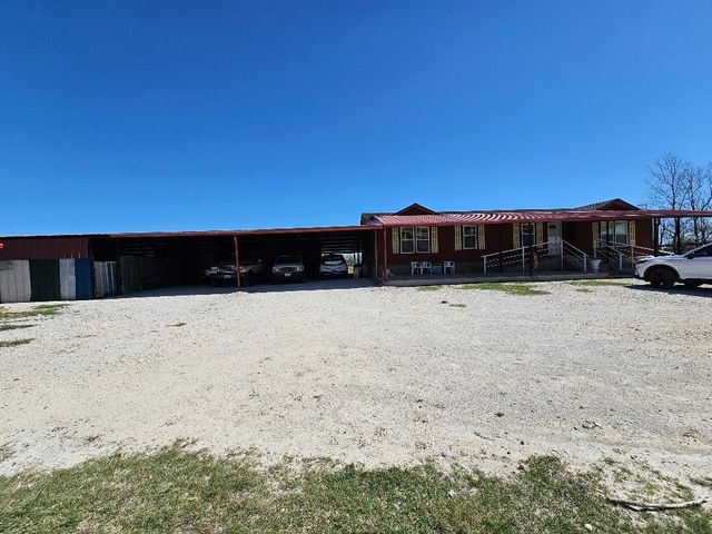 4109 Bramblett Road, Cleburne, TX 76031
