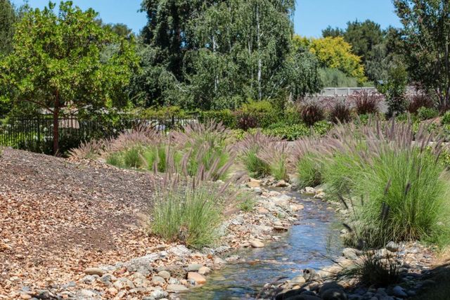 71 Bay Tree Lane, Los Altos, CA 94022