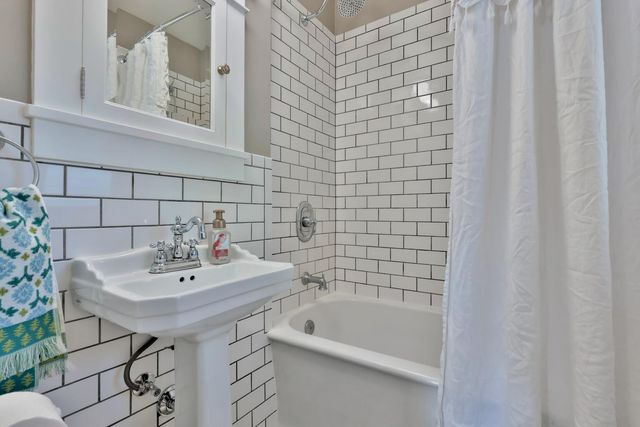 567 Lincoln Avenue, Saint Paul, MN 55102