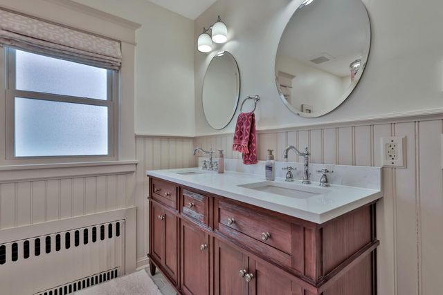567 Lincoln Avenue, Saint Paul, MN 55102