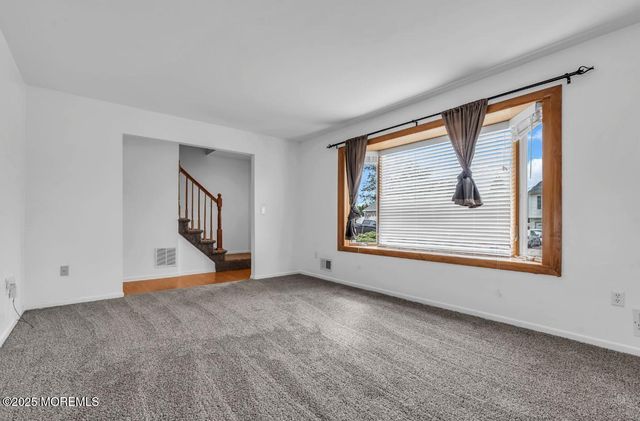 45 Pinyon Street, Howell, NJ 07731