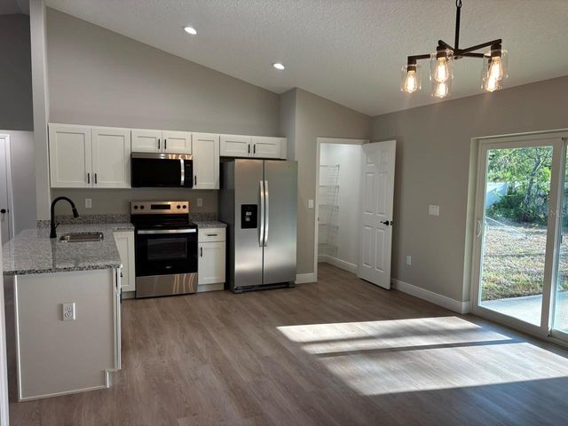2481 W WAVECREST DRIVE, Dunnellon, FL 34434