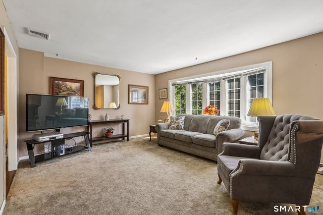 19 Greenacre Drive, Shelton, CT 06484