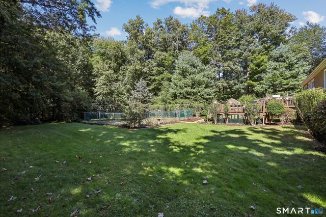 19 Greenacre Drive, Shelton, CT 06484