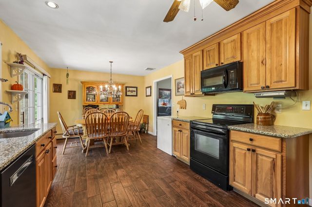19 Greenacre Drive, Shelton, CT 06484