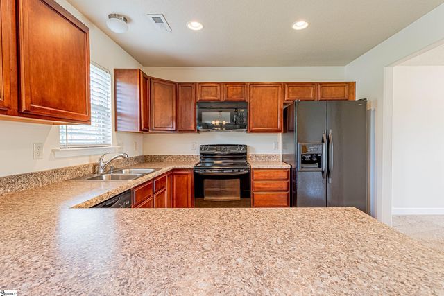 30 Bilbury Way, Travelers Rest, SC 29690