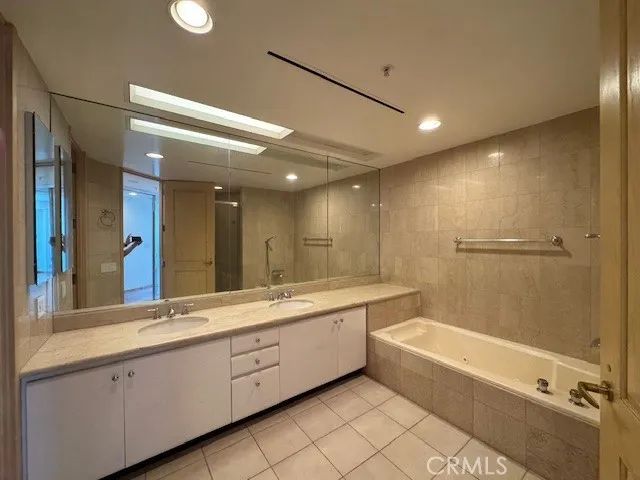 10490 Wilshire Boulevard 1602, Los Angeles, CA 90024