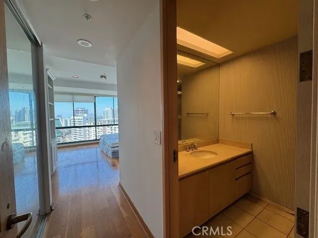 10490 Wilshire Boulevard 1602, Los Angeles, CA 90024