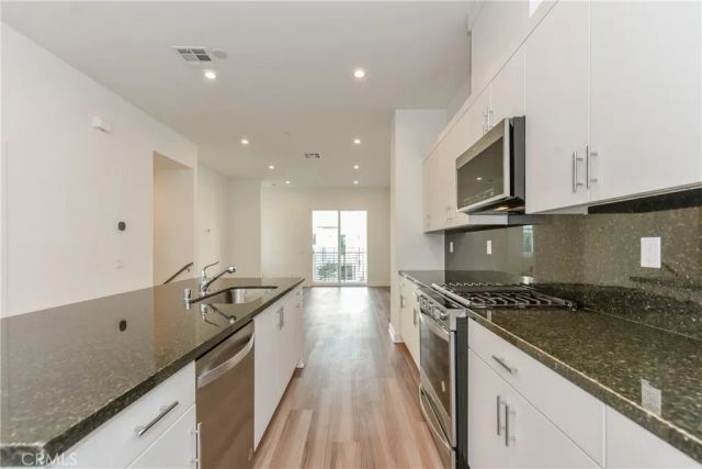 1110 W Cara Dr, Anaheim, CA 92805