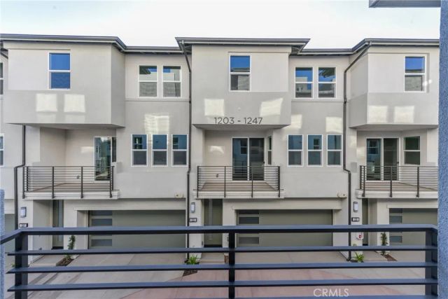 1110 W Cara Dr, Anaheim, CA 92805