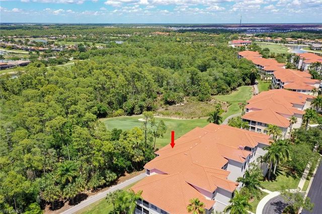 4873 Hampshire CT 104, Naples, FL 34112