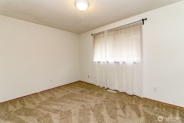 9406 Tacoma Avenue S, Tacoma, WA 98444