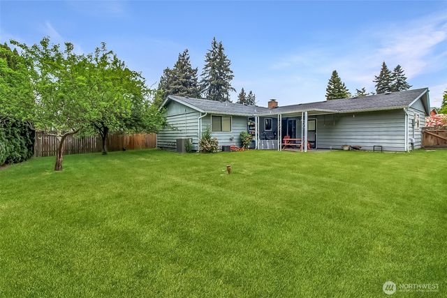 9406 Tacoma Avenue S, Tacoma, WA 98444