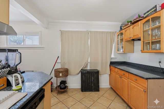 30 Ferdinand Place, New Rochelle, NY 10801