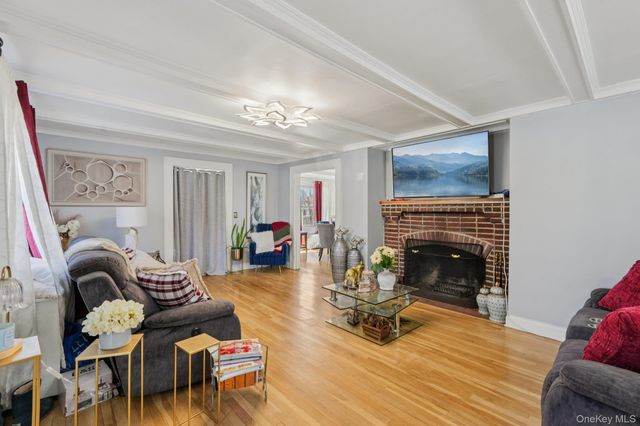 30 Ferdinand Place, New Rochelle, NY 10801