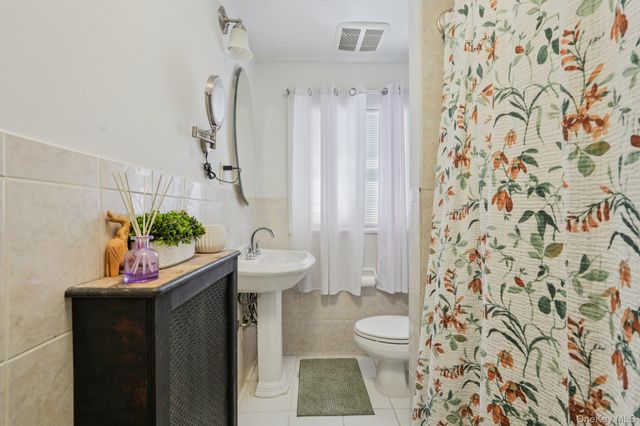 30 Ferdinand Place, New Rochelle, NY 10801