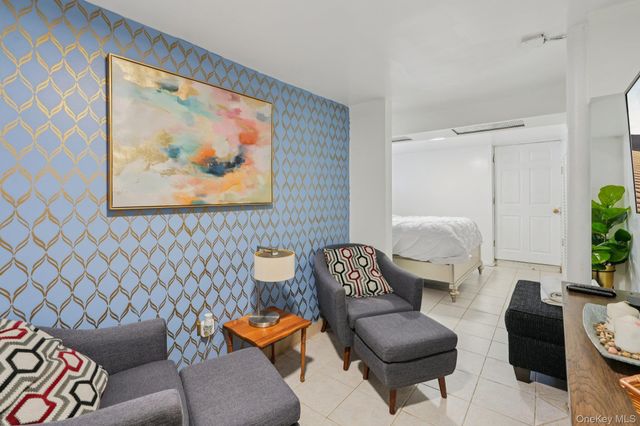 30 Ferdinand Place, New Rochelle, NY 10801