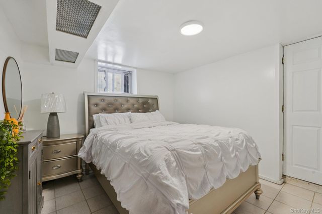 30 Ferdinand Place, New Rochelle, NY 10801