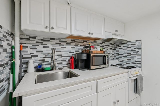 30 Ferdinand Place, New Rochelle, NY 10801