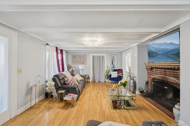 30 Ferdinand Place, New Rochelle, NY 10801